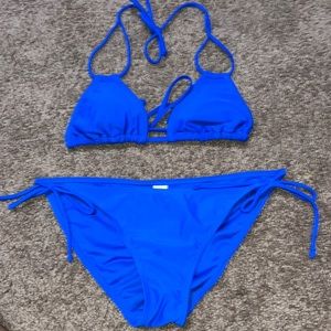 Bathing suit